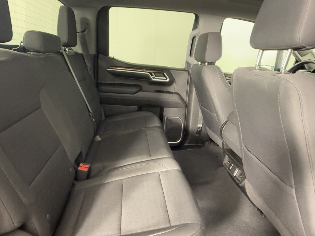 2022 GMC Sierra 1500 4WD Crew Cab SLE Maumee OH