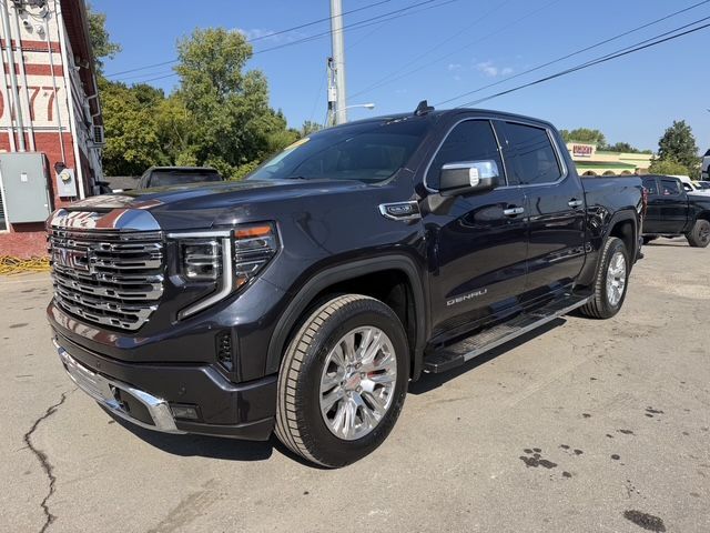 2022 GMC Sierra 1500 4WD Crew Cab Short Box Denali