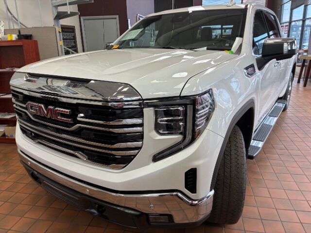 2022 GMC Sierra 1500 4WD Crew Cab Short Box SLT Charlotte NC