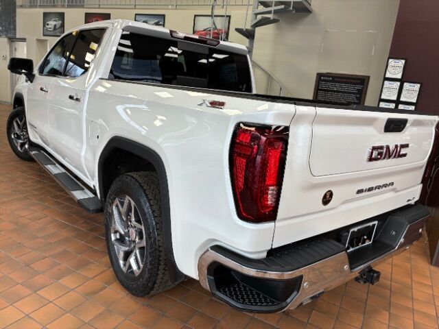 2022 GMC Sierra 1500 4WD Crew Cab Short Box SLT Charlotte NC