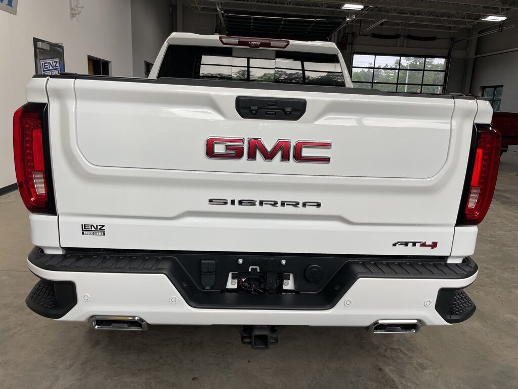 2022 GMC Sierra 1500 4x4 Crew Cab AT4 Minocqua WI