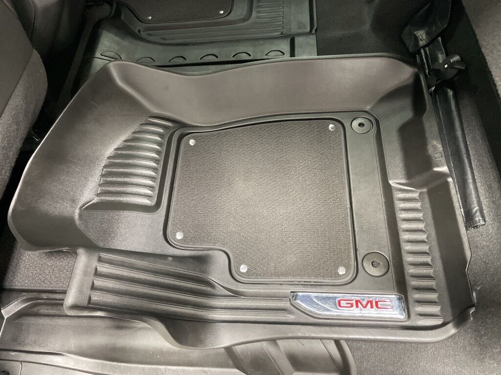 2022 GMC Sierra 1500 4x4 Crew Cab AT4 Minocqua WI