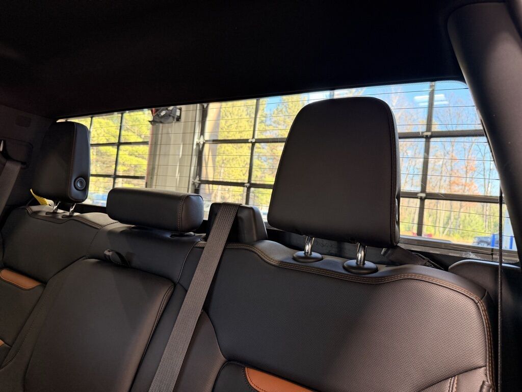 2022 GMC Sierra 1500 4x4 Crew Cab AT4 Minocqua WI