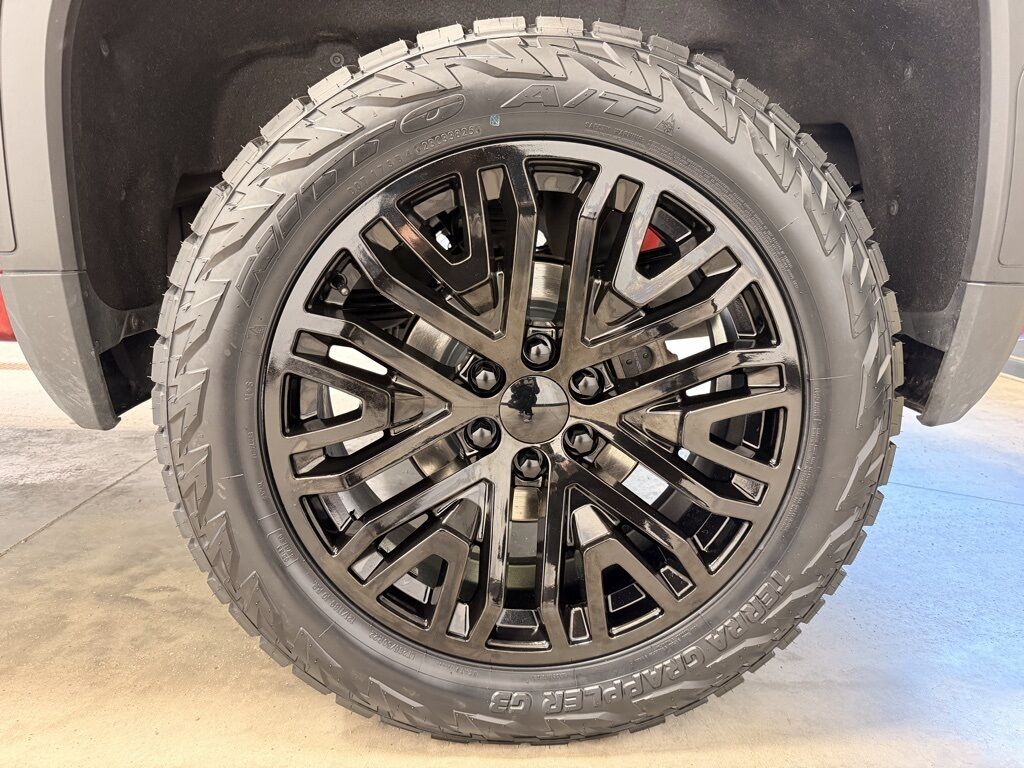 2022 GMC Sierra 1500 4x4 Crew Cab AT4 Minocqua WI