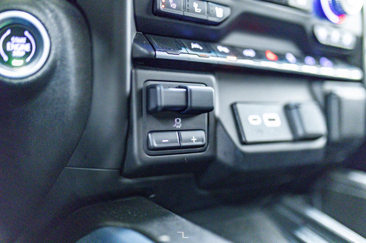 2022 GMC Sierra 1500 4x4 Crew Cab AT4 Leather Nav BCam Red Deer AB