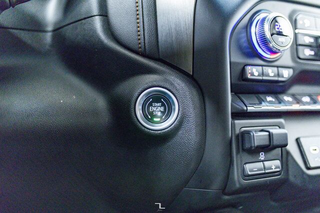 2022 GMC Sierra 1500 4x4 Crew Cab AT4 Leather Nav BCam Red Deer AB