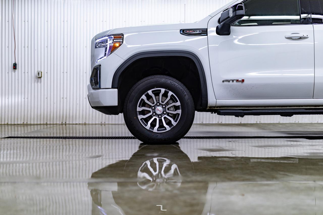 2022 GMC Sierra 1500 4x4 Crew Cab AT4 Leather Nav BCam Red Deer AB