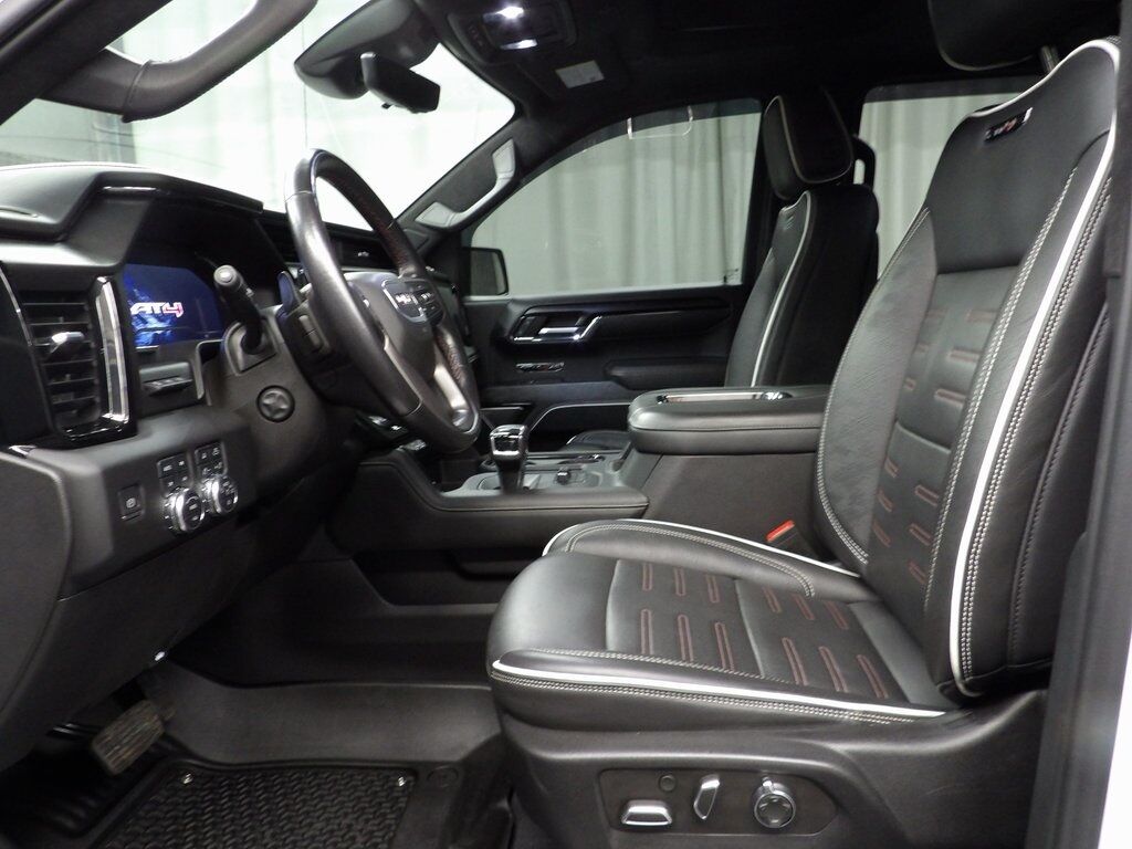 2022 GMC Sierra 1500 4x4 Crew Cab AT4X Fond du Lac WI
