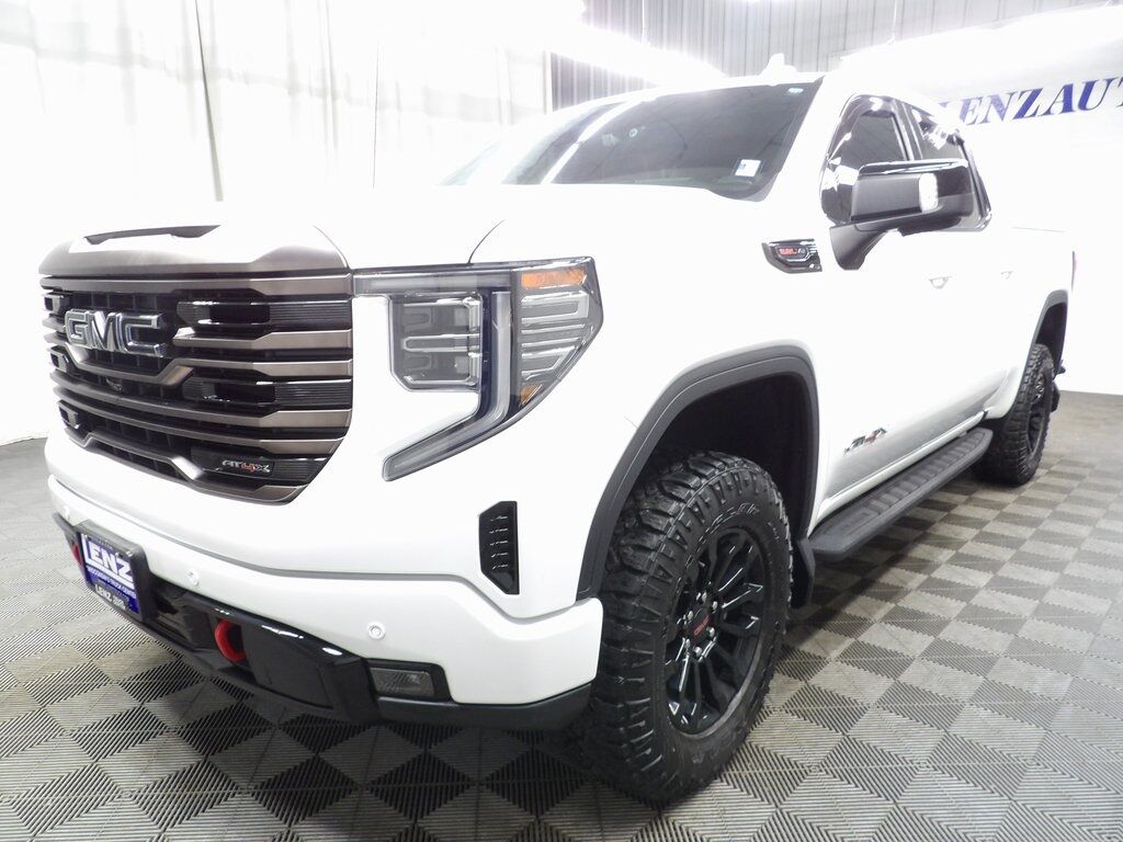 2022 GMC Sierra 1500 4x4 Crew Cab AT4X Fond du Lac WI