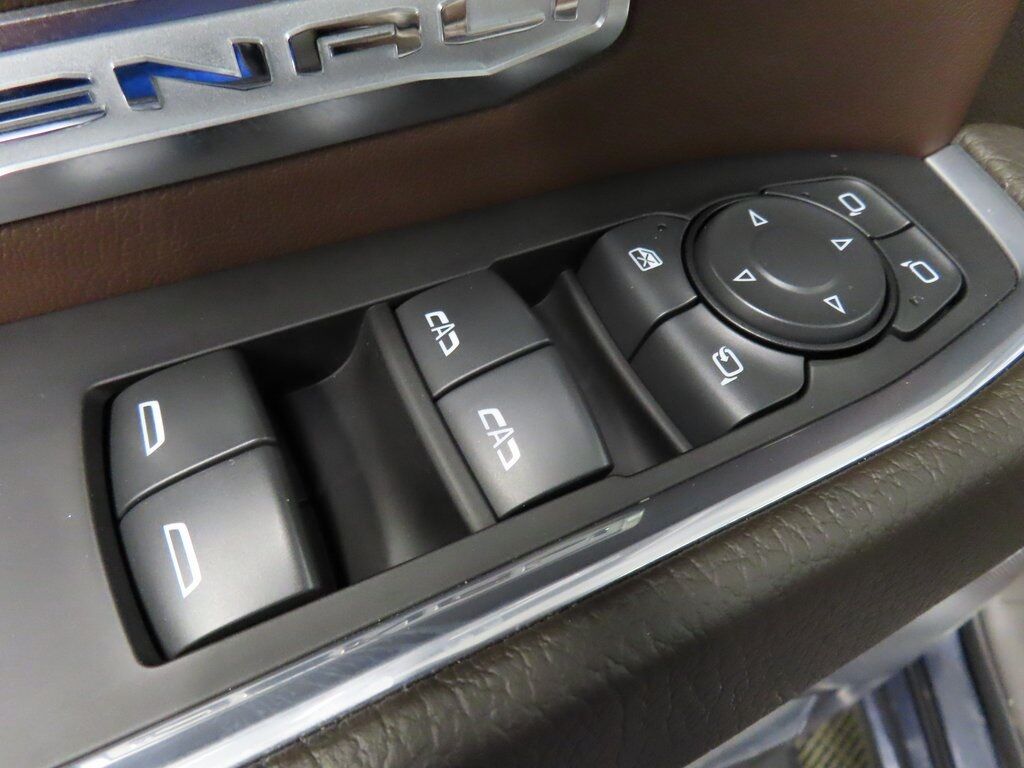 2022 GMC Sierra 1500 4x4 Crew Cab Denali Fond du Lac WI