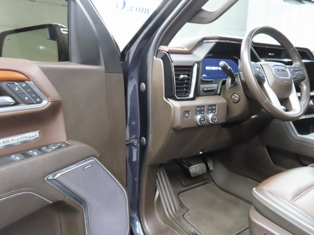 2022 GMC Sierra 1500 4x4 Crew Cab Denali Fond du Lac WI