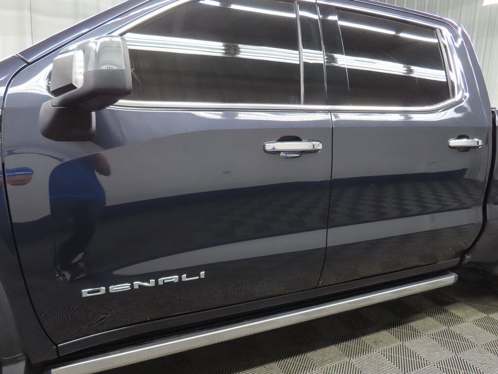 2022 GMC Sierra 1500 4x4 Crew Cab Denali Fond du Lac WI
