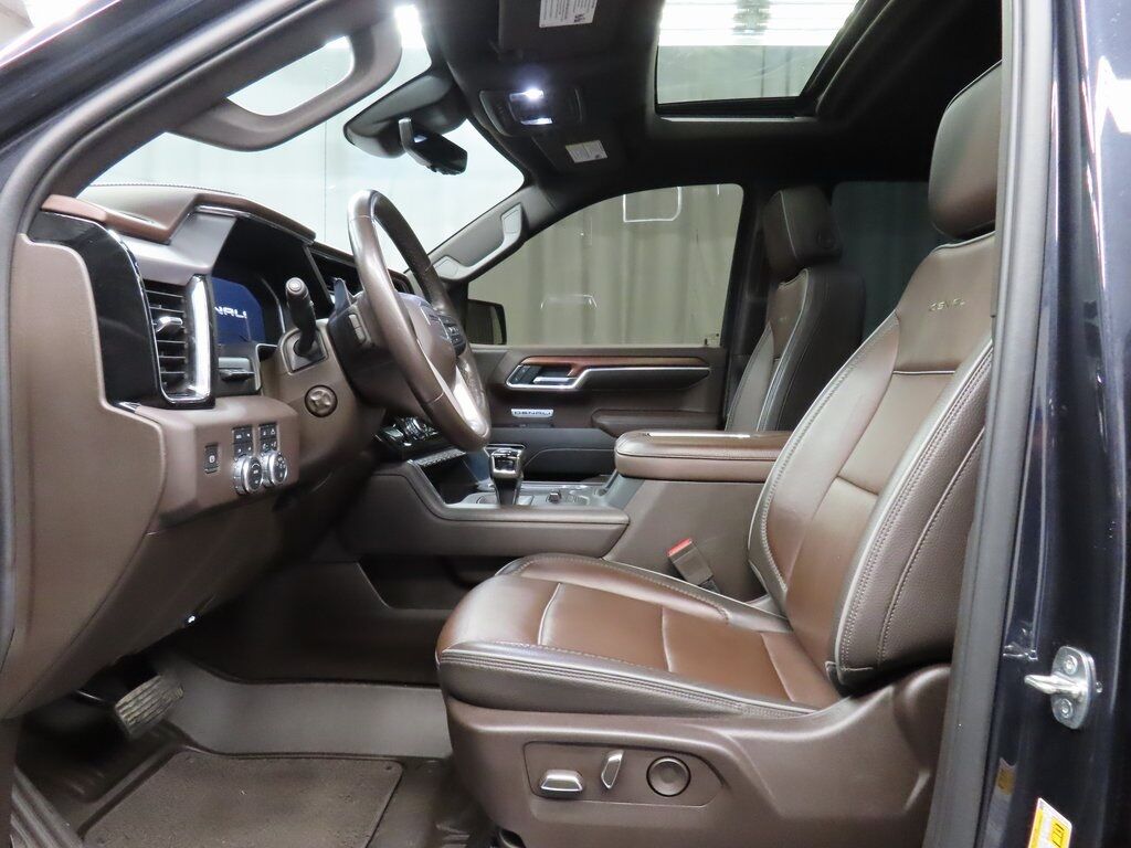 2022 GMC Sierra 1500 4x4 Crew Cab Denali Fond du Lac WI