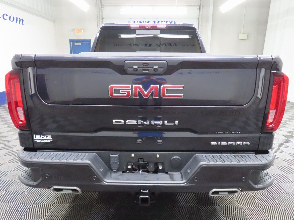 2022 GMC Sierra 1500 4x4 Crew Cab Denali Fond du Lac WI