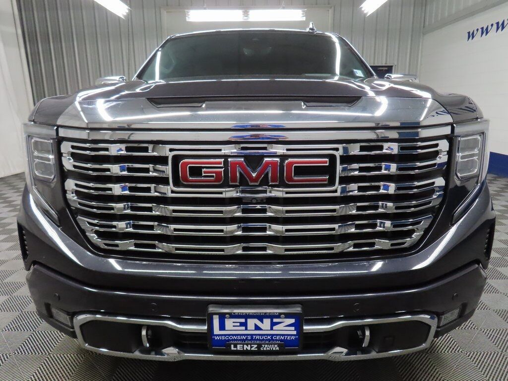 2022 GMC Sierra 1500 4x4 Crew Cab Denali Fond du Lac WI