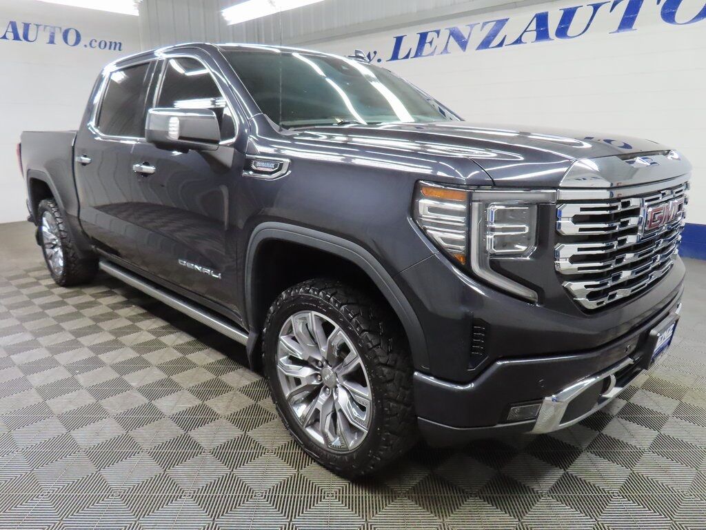 2022 GMC Sierra 1500 4x4 Crew Cab Denali Fond du Lac WI