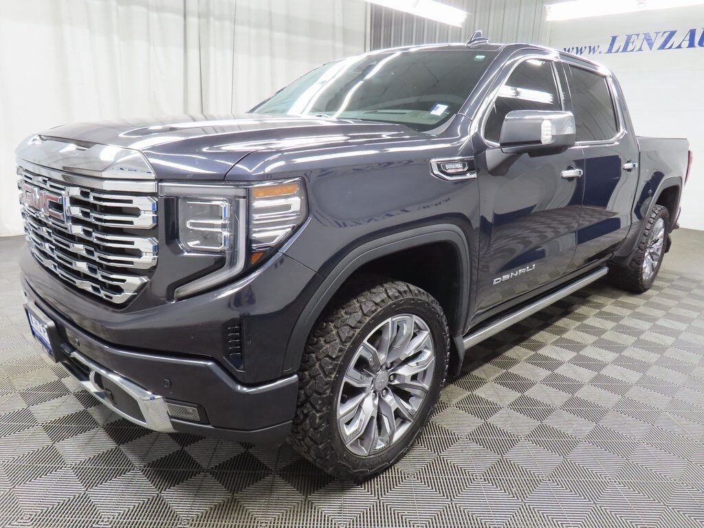 2022 GMC Sierra 1500 4x4 Crew Cab Denali Fond du Lac WI
