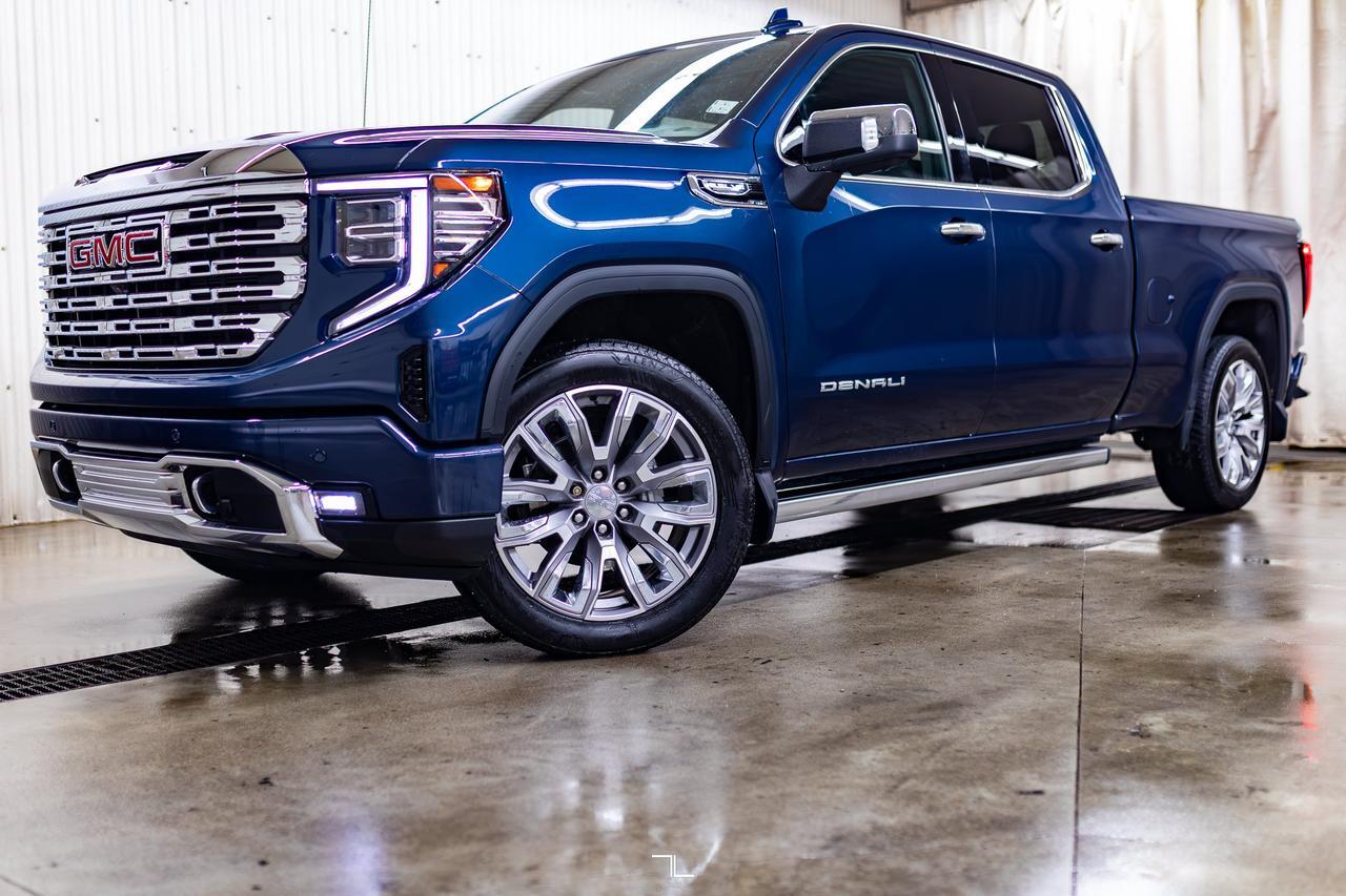 2022 GMC Sierra 1500 4x4 Crew Cab Denali Leather Roof Nav BCam Red Deer AB