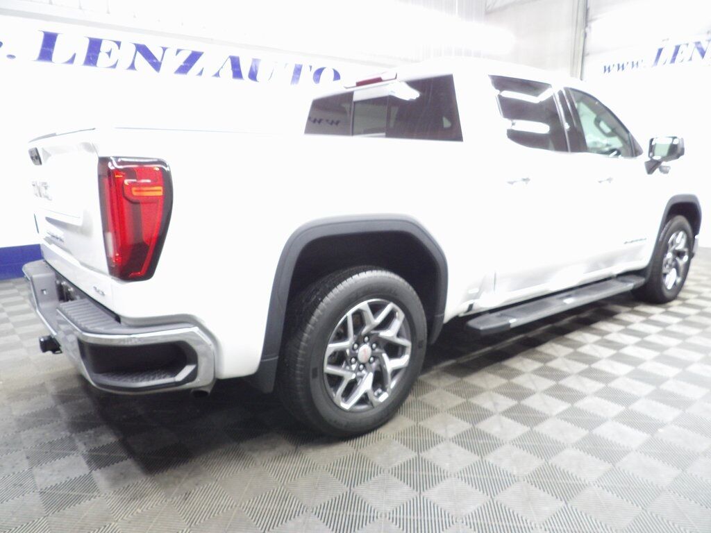 2022 GMC Sierra 1500 4x4 Crew Cab SLT Fond du Lac WI