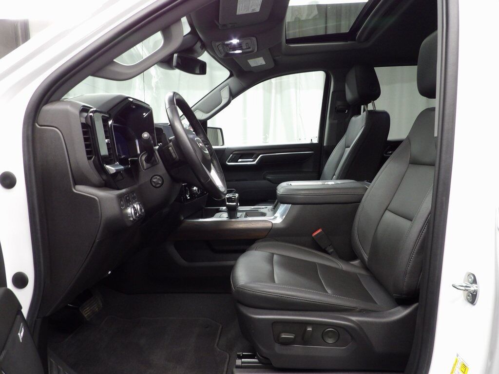 2022 GMC Sierra 1500 4x4 Crew Cab SLT Fond du Lac WI