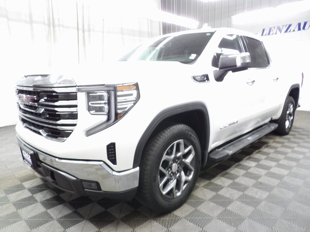 2022 GMC Sierra 1500 4x4 Crew Cab SLT Fond du Lac WI