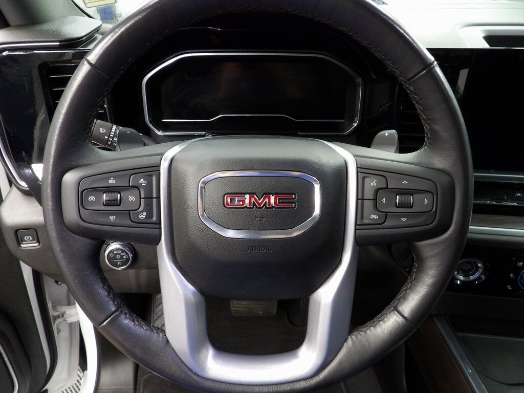 2022 GMC Sierra 1500 4x4 Crew Cab SLT Fond du Lac WI