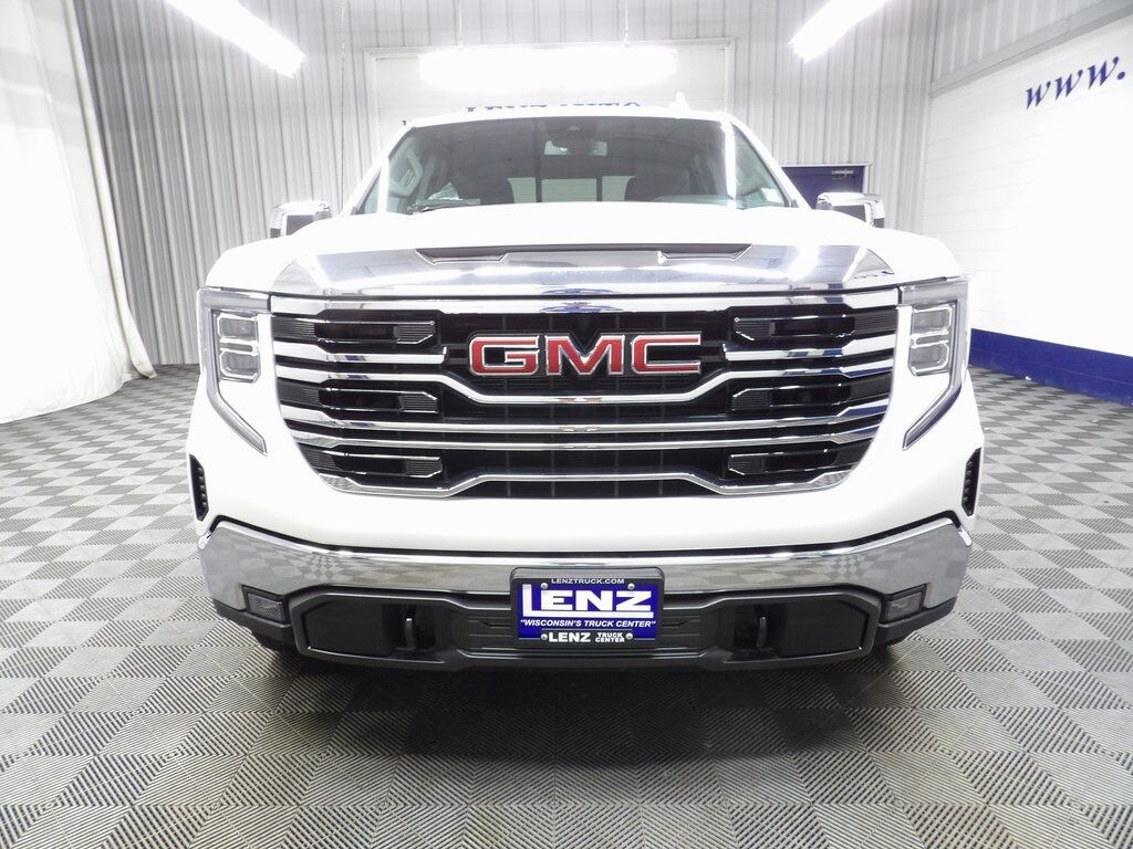2022 GMC Sierra 1500 4x4 Crew Cab SLT Fond du Lac WI