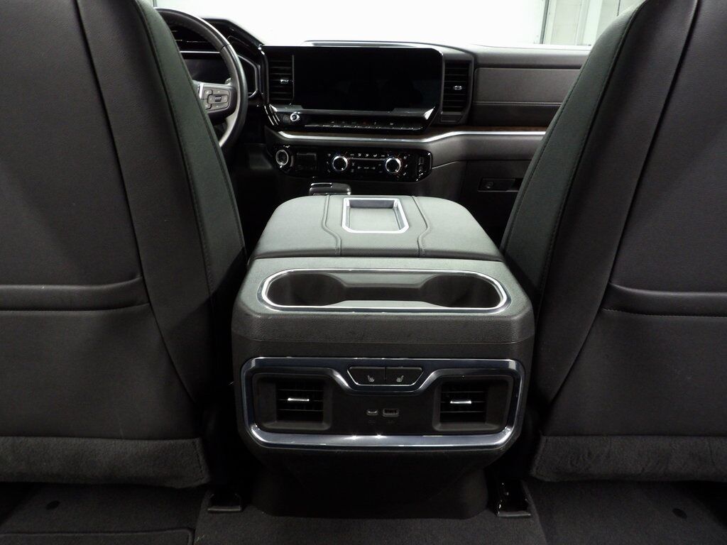 2022 GMC Sierra 1500 4x4 Crew Cab SLT Fond du Lac WI