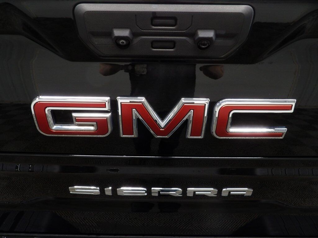 2022 GMC Sierra 1500 4x4 Crew Cab SLT Fond du Lac WI