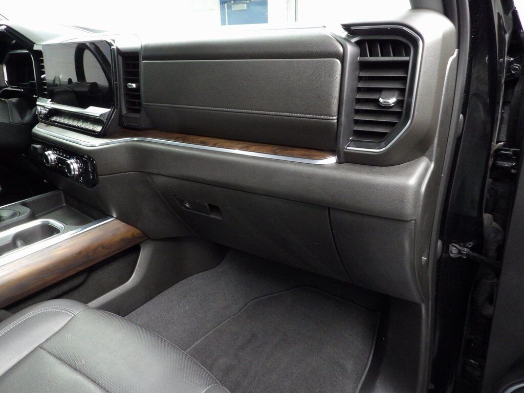 2022 GMC Sierra 1500 4x4 Crew Cab SLT Fond du Lac WI