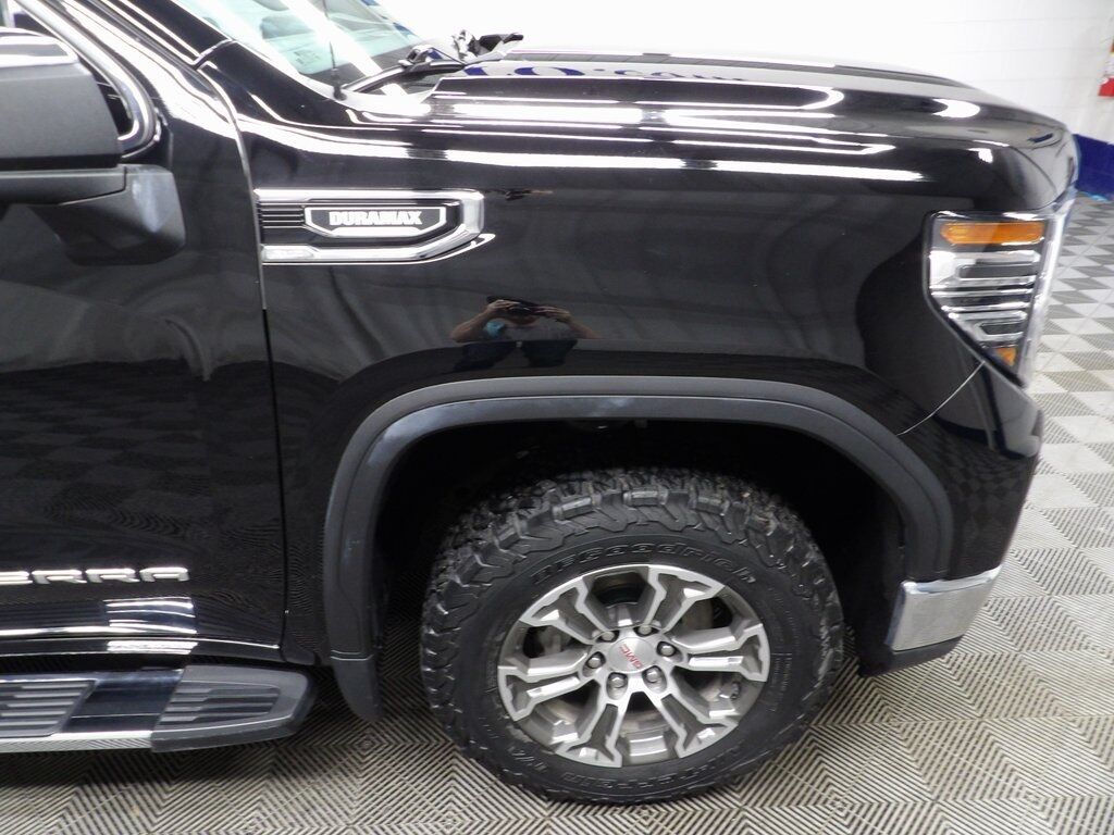 2022 GMC Sierra 1500 4x4 Crew Cab SLT Fond du Lac WI
