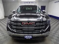 2022 GMC Sierra 1500 4x4 Crew Cab SLT Fond du Lac WI