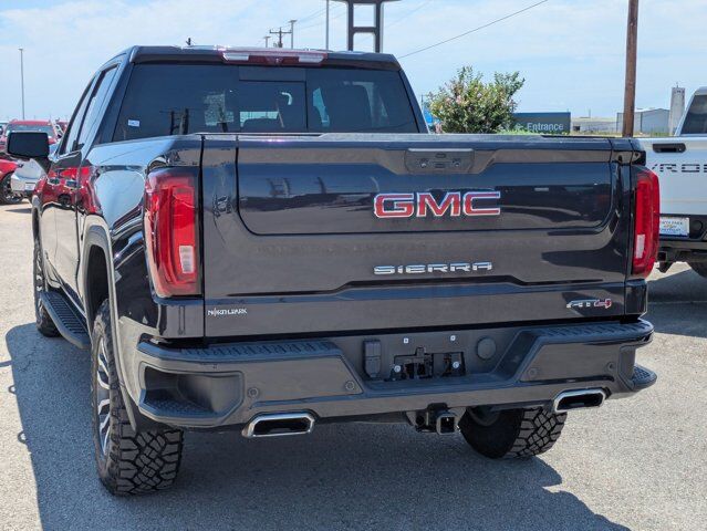 2022 GMC Sierra 1500 AT4 Castroville TX