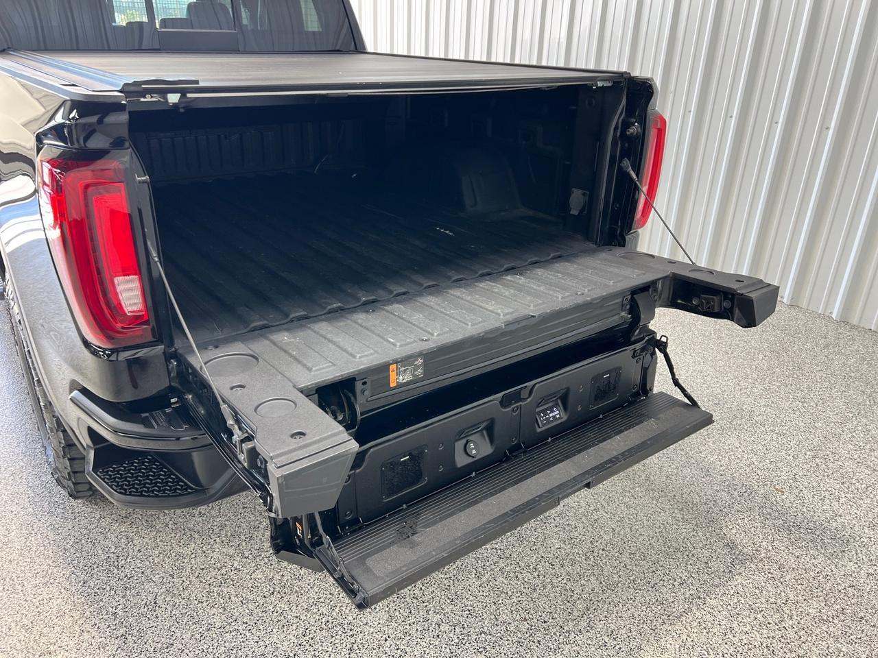 2022 GMC Sierra 1500 AT4X, Sport Step, Bed Cover Houston TX