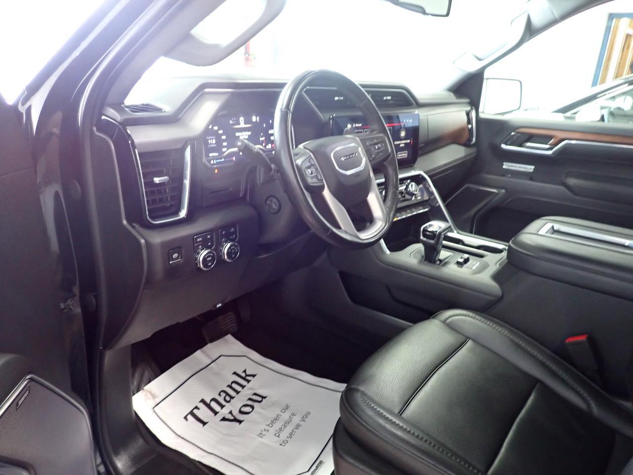 2022 GMC Sierra 1500 DENALI CREW CAB LEATHER NAVI SUNROOF 4WD SHORT BOX Listowel ON