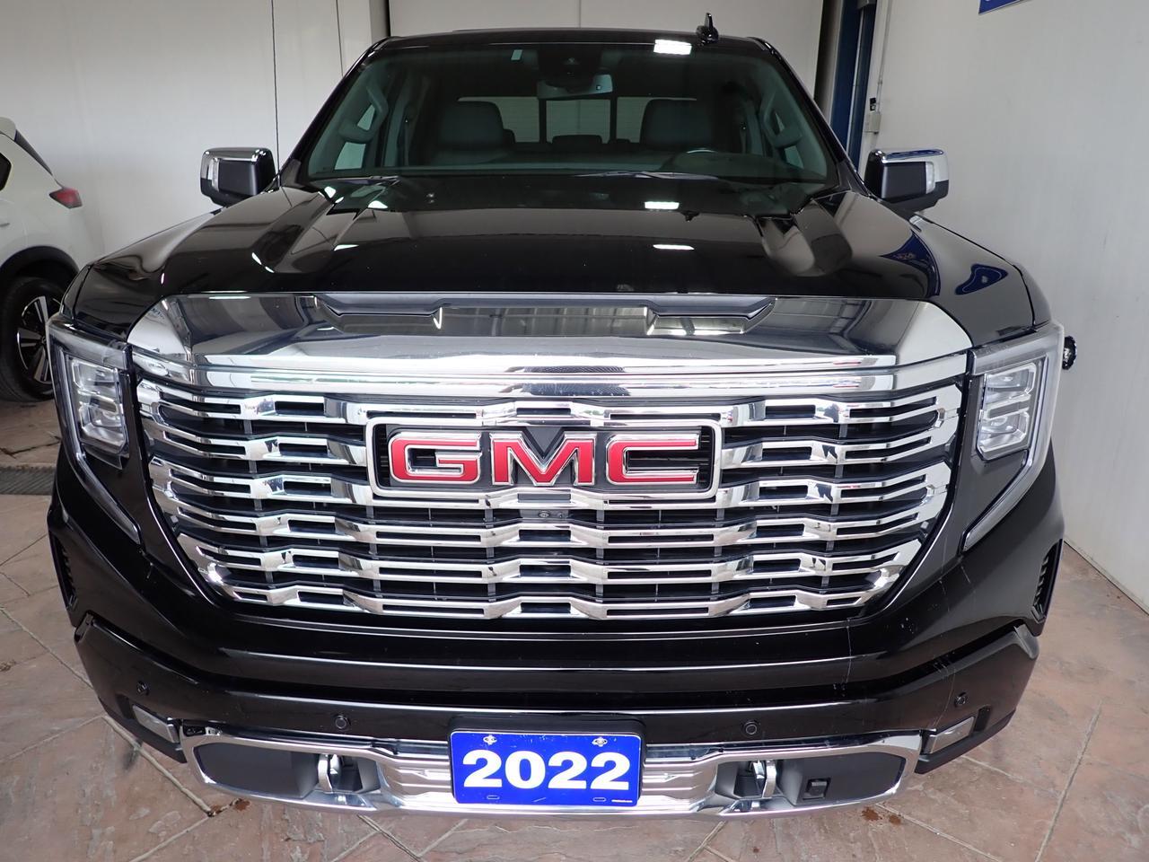 2022 GMC Sierra 1500 DENALI CREW CAB LEATHER NAVI SUNROOF 4WD SHORT BOX Listowel ON