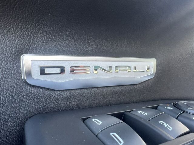 2022 GMC Sierra 1500 Denali  TX