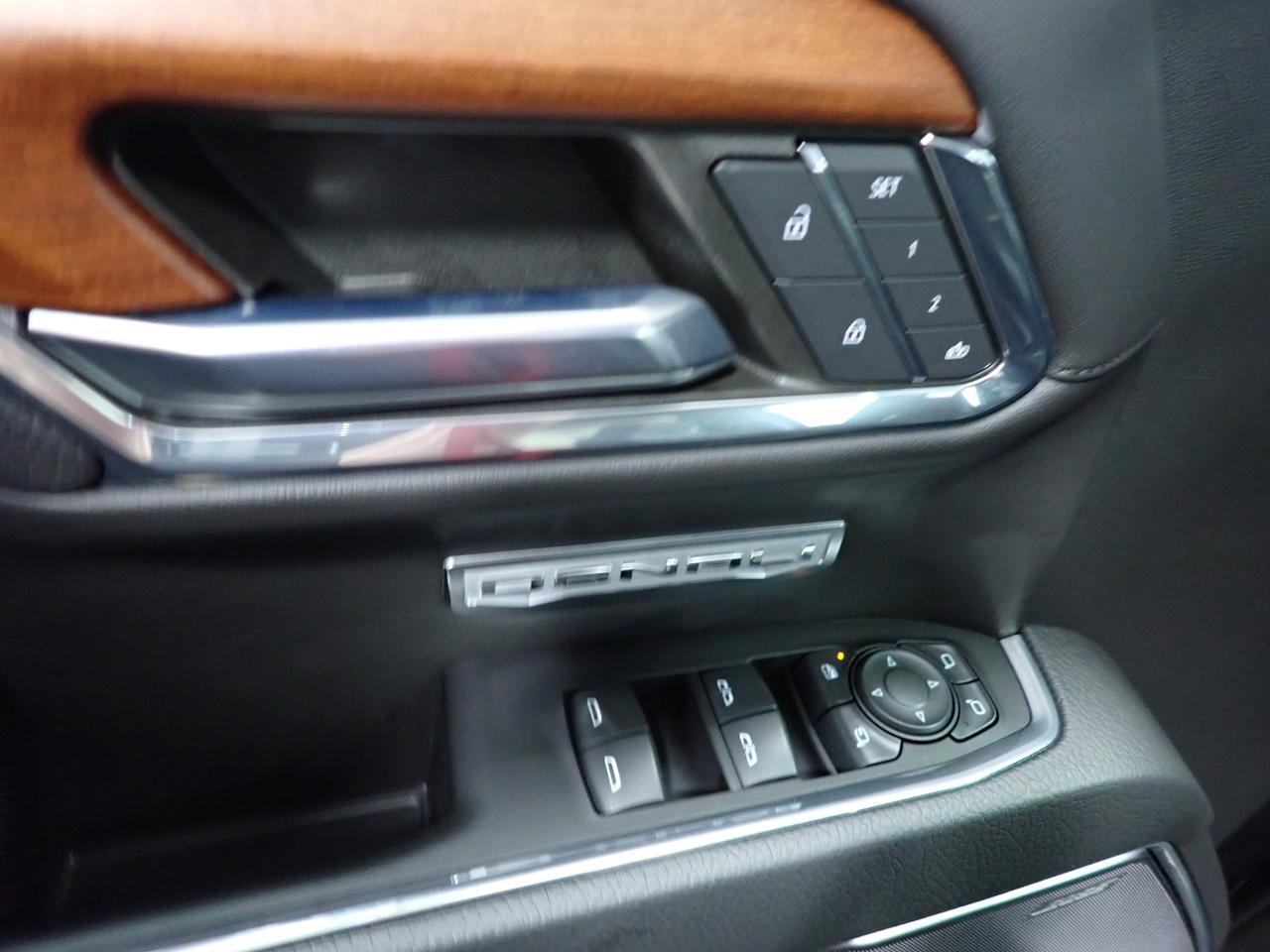 2022 GMC Sierra 1500 Denali 4WD CREW CAB 6.4 BOX LEATHER NAVI Listowel ON