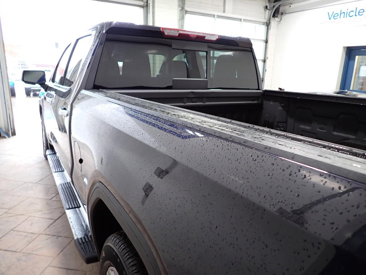 2022 GMC Sierra 1500 Denali 4WD CREW CAB LEATHER NAVI Listowel ON