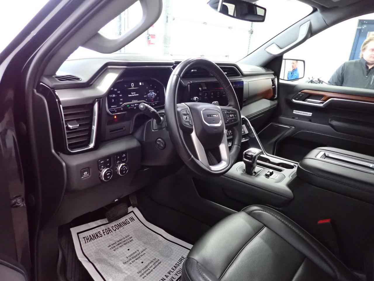 2022 GMC Sierra 1500 Denali 4WD CREW CAB LEATHER NAVI Listowel ON