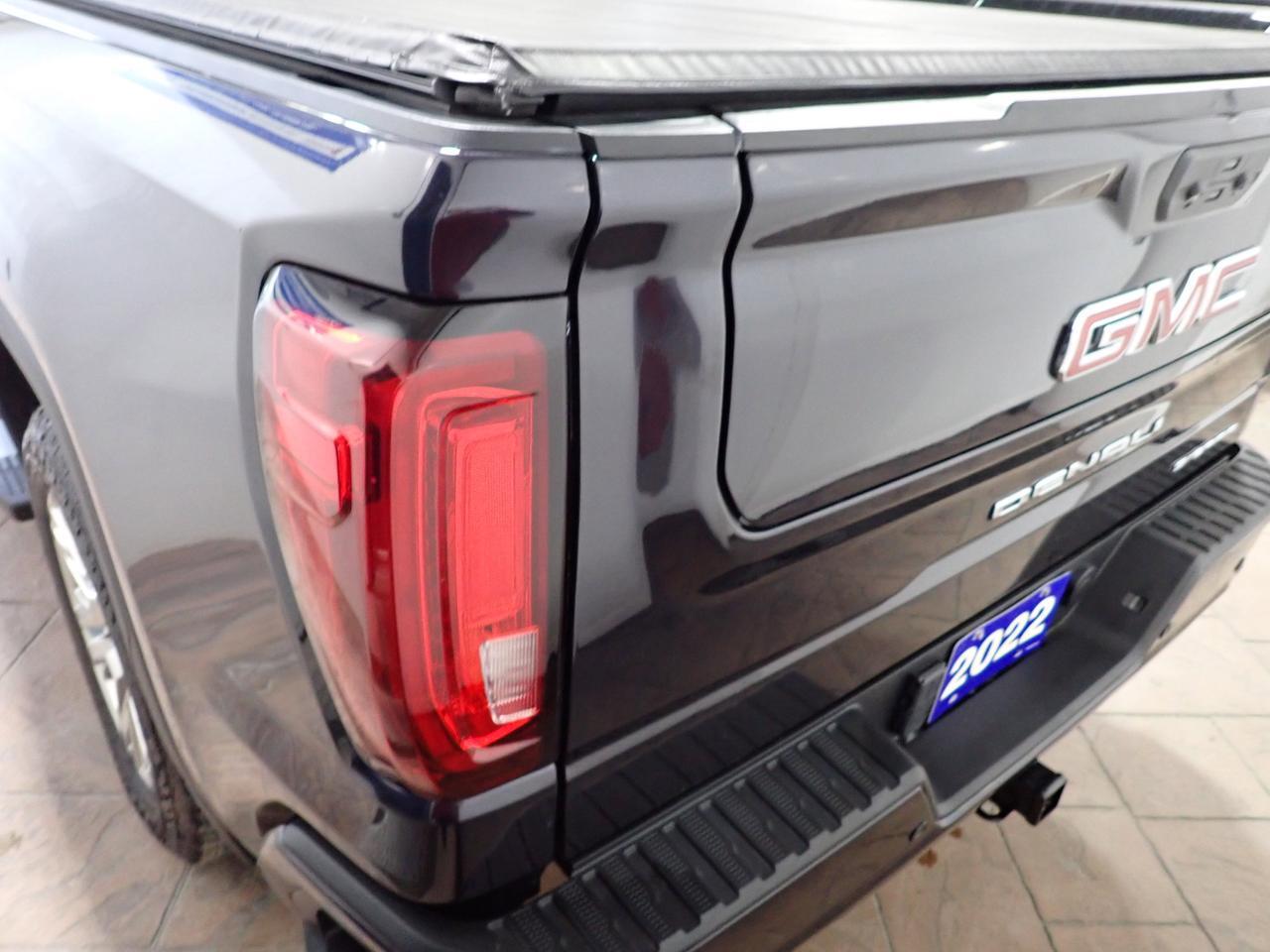 2022 GMC Sierra 1500 Denali 4WD CREW CAB LEATHER SUNROOF Listowel ON