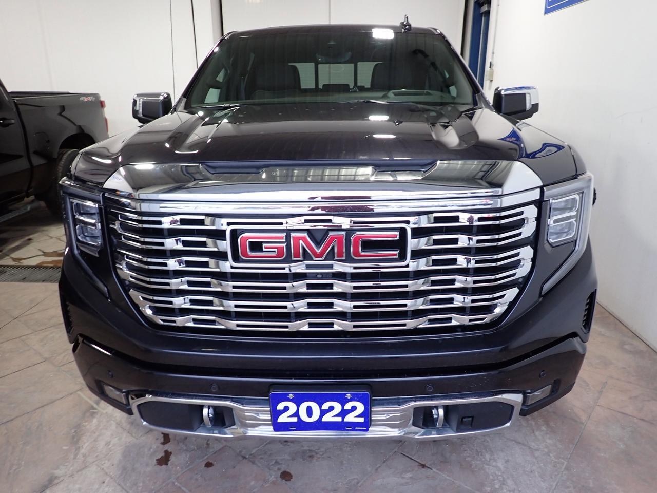 2022 GMC Sierra 1500 Denali 4WD CREW CAB LEATHER SUNROOF Listowel ON