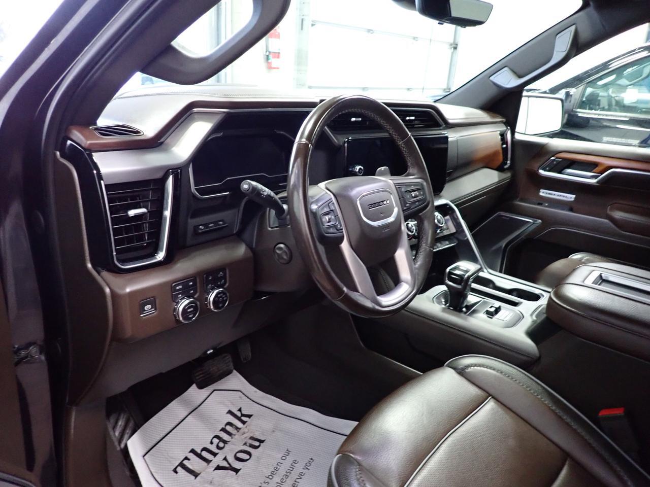 2022 GMC Sierra 1500 Denali 4WD CREW CAB LEATHER SUNROOF Listowel ON