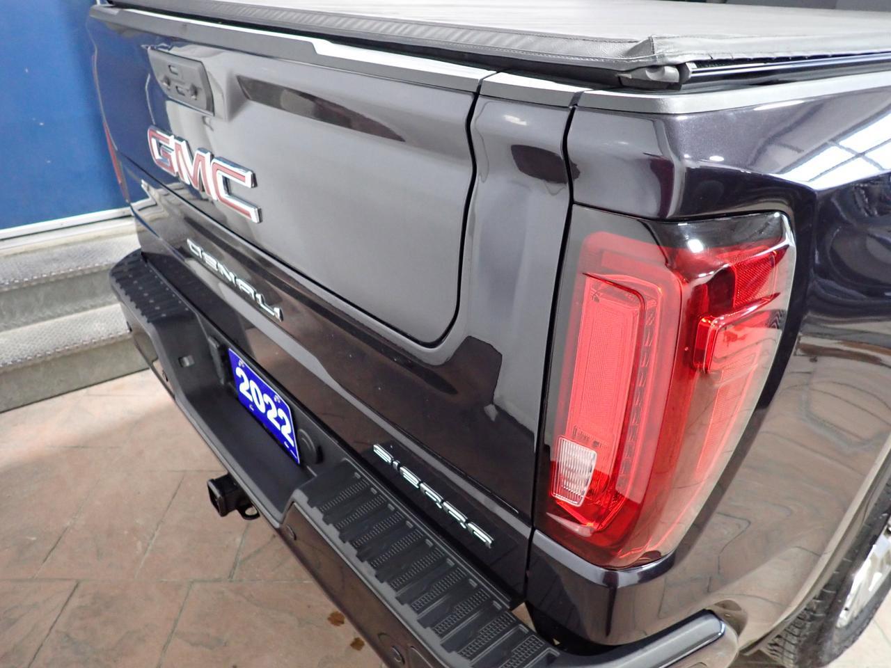 2022 GMC Sierra 1500 Denali 4WD CREW CAB LEATHER SUNROOF Listowel ON