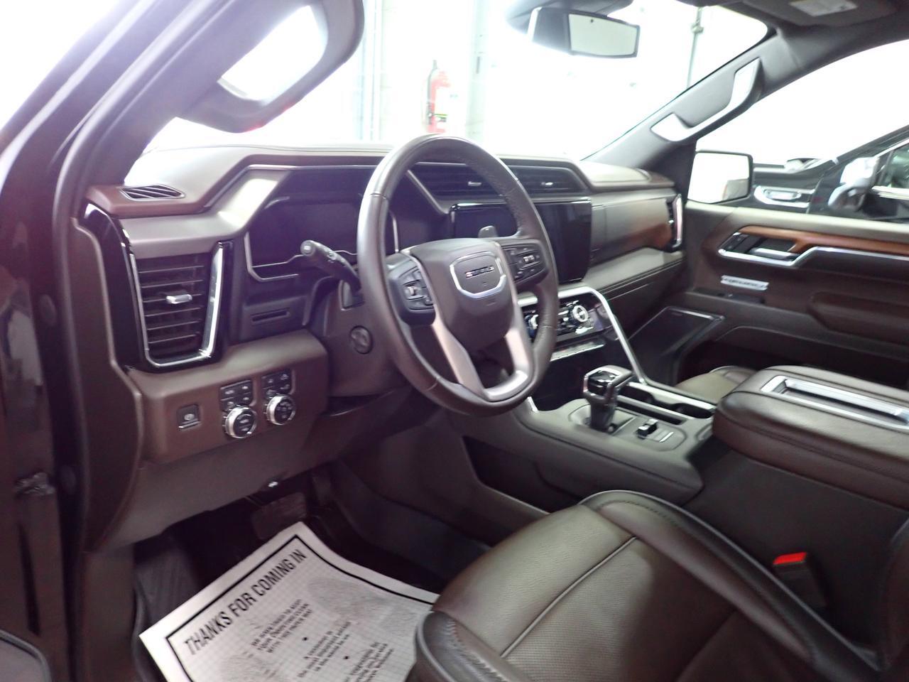 2022 GMC Sierra 1500 Denali 4WD CREW CAB LEATHER SUNROOF Listowel ON