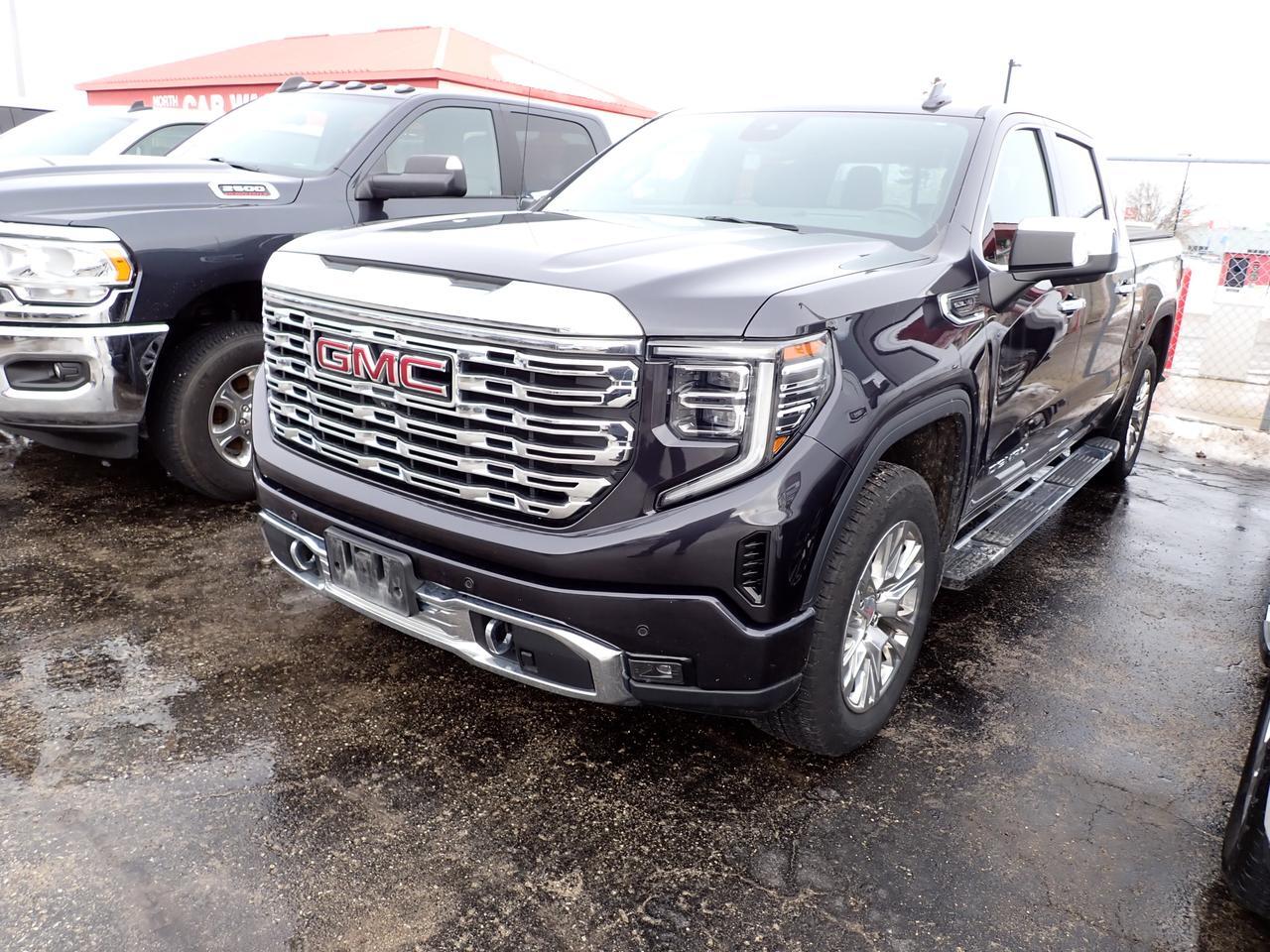 2022 GMC Sierra 1500 Denali 4WD CREW CAB Listowel ON