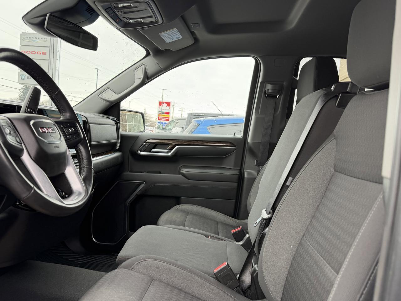 2022 GMC Sierra 1500 Elevation 4WD | Low KMs | NAV | Heated Seats | Remote Start | Backup Camera | 20IN Wheels Redwater AB