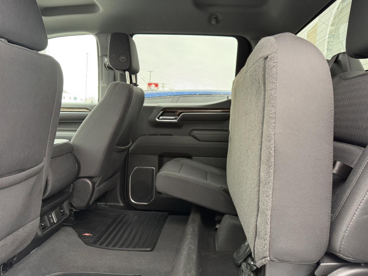 2022 GMC Sierra 1500 Elevation 4WD | Low KMs | NAV | Heated Seats | Remote Start | Backup Camera | 20IN Wheels Redwater AB