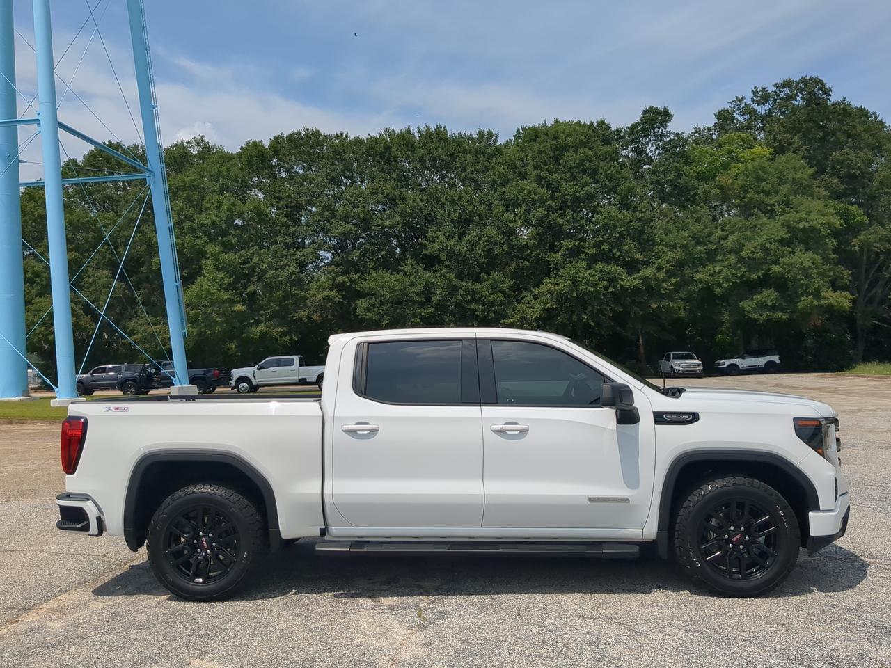 2022 GMC Sierra 1500 Elevation Appleton WI