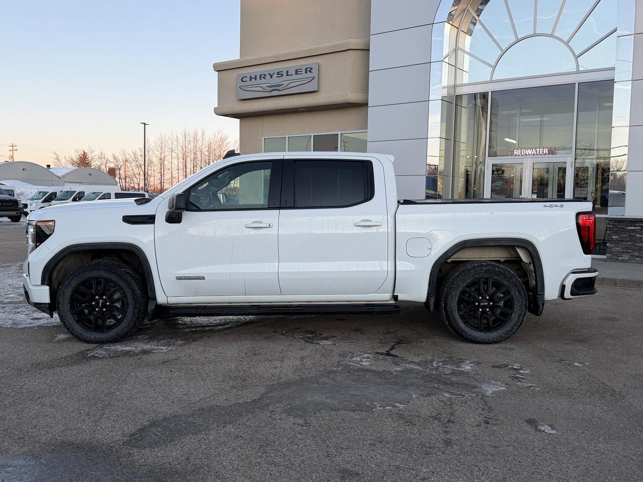 2022 GMC Sierra 1500 Elevation Redwater AB